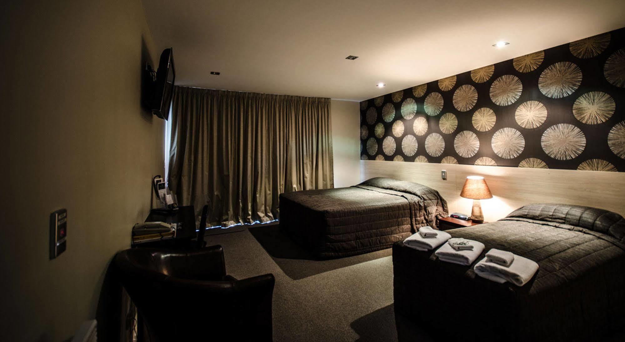 Racecourse Hotel And Motor Lodge كريستتشيرش المظهر الخارجي الصورة
